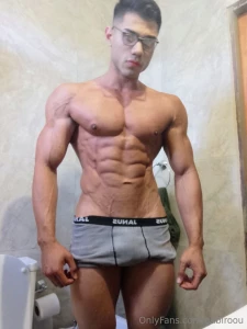 Hello i m mauro_zyzz argentine subscribe now and have a 50 discount on part 8