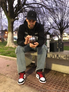 Do you want to come and suck the mate and my light bulb love