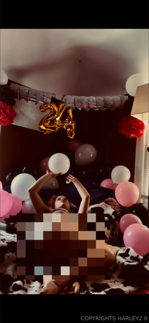 Miss me in the messages lt 3 come on spoil more for my 24th birthday 