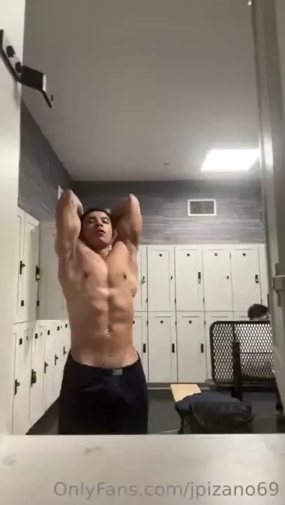 Had a great chest arm and ab workout today who else worked out today 