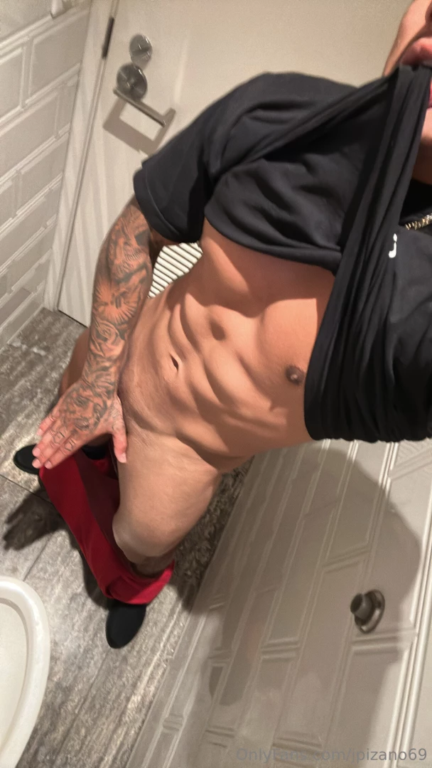 Who wants a private personal training session located in la hollywood 