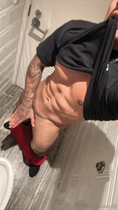 Who wants a private personal training session located in la hollywood