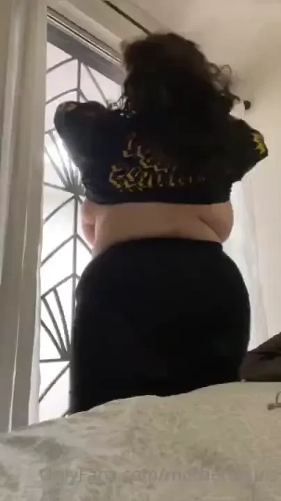 Felt like jiggling my ass 