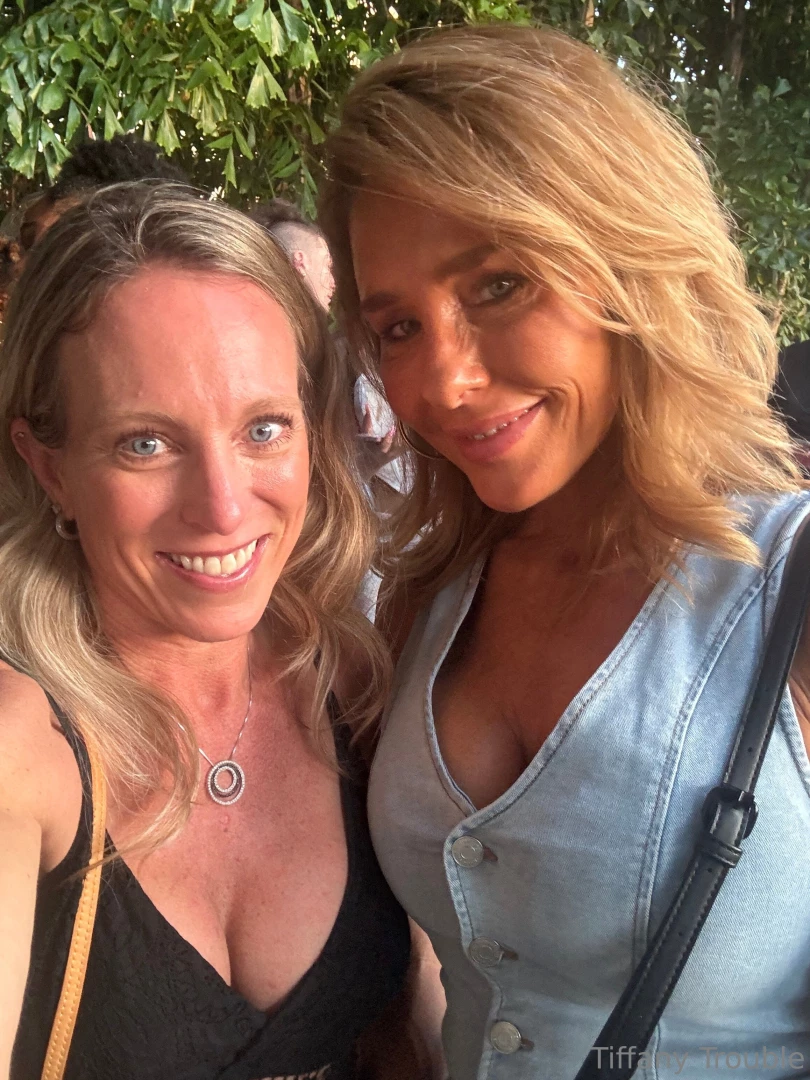 Out with my sexy friend 