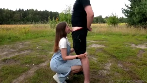 I love sucking dick outdoors it s more fun to swallow cum in public