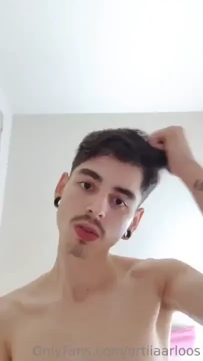 Would you like to see me completely naked do it to me by md give me a 