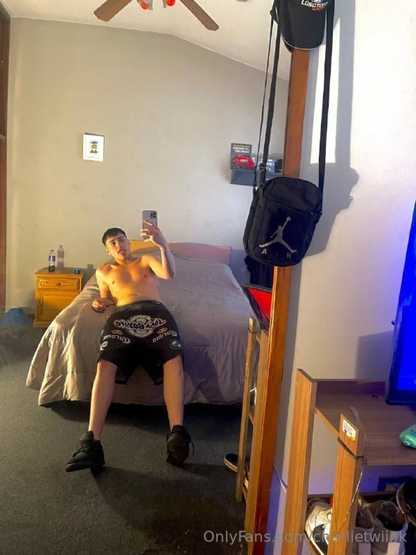 Tarzanboyx custom photos personalized videos videocalls fetish feet part 1 