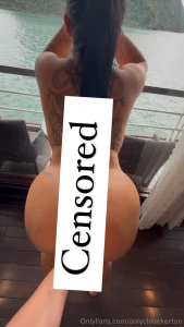 Happy valentines baby we fucked up against the window on the boat in