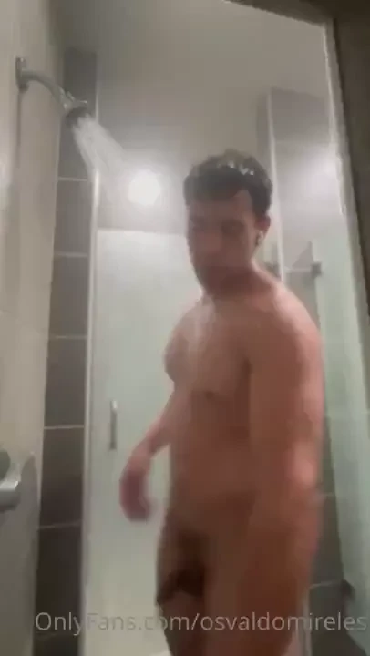 Shower with me in gym locker room ba ate conmigo en el locker room del 