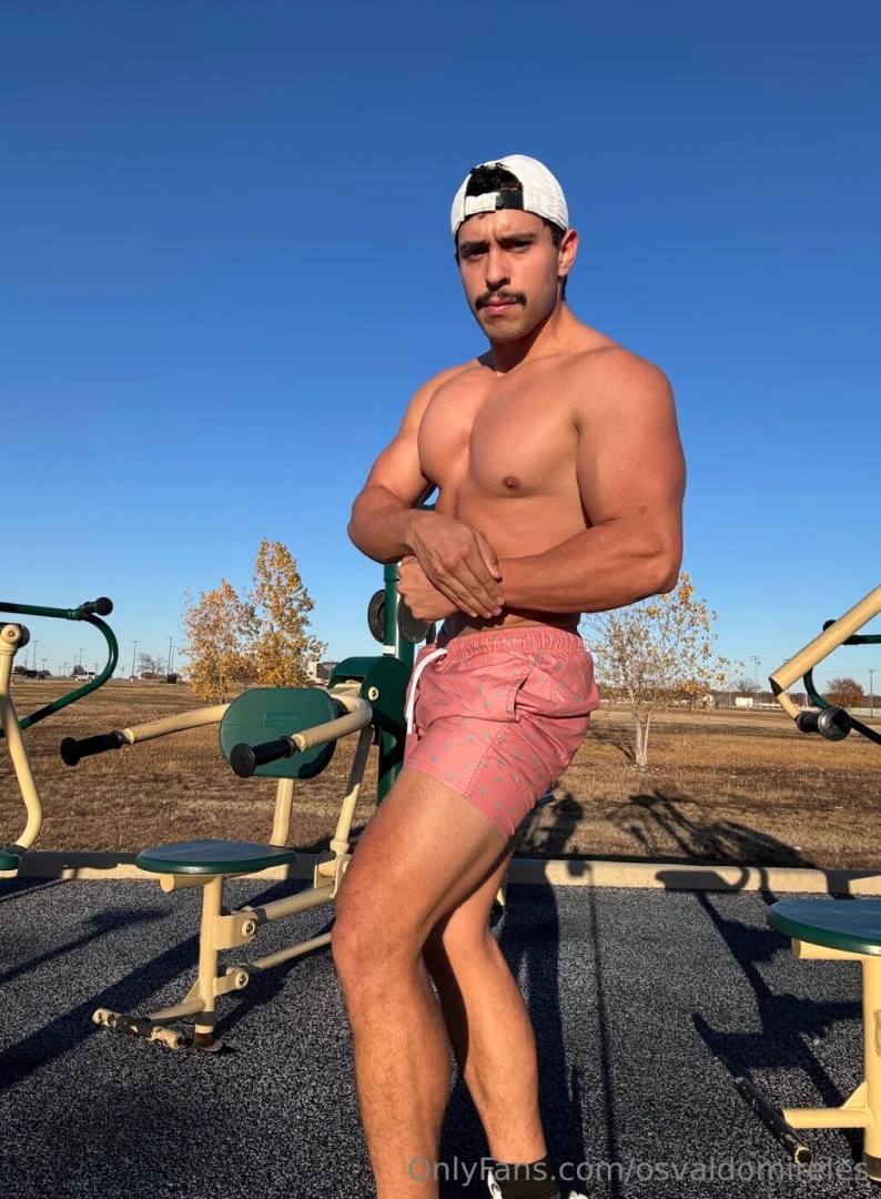 Think you can handle watching me break a sweat outside today 
