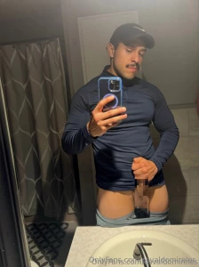 I need someone with a good throat