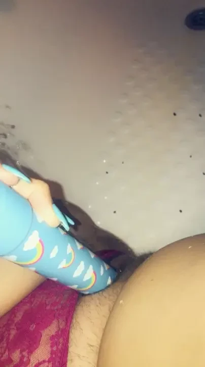 My rainbow dildo makes me squirt a lot excuse the hair 