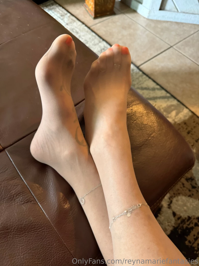 A little pantyhose legs before our hike part 7 