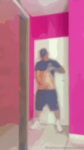 I qsecretly enter my sister room and fill the door with semen