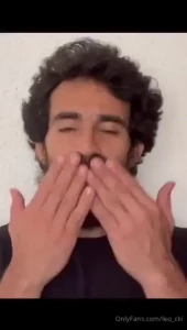 Hello friends i invite you to experience sensuality and eroticism with