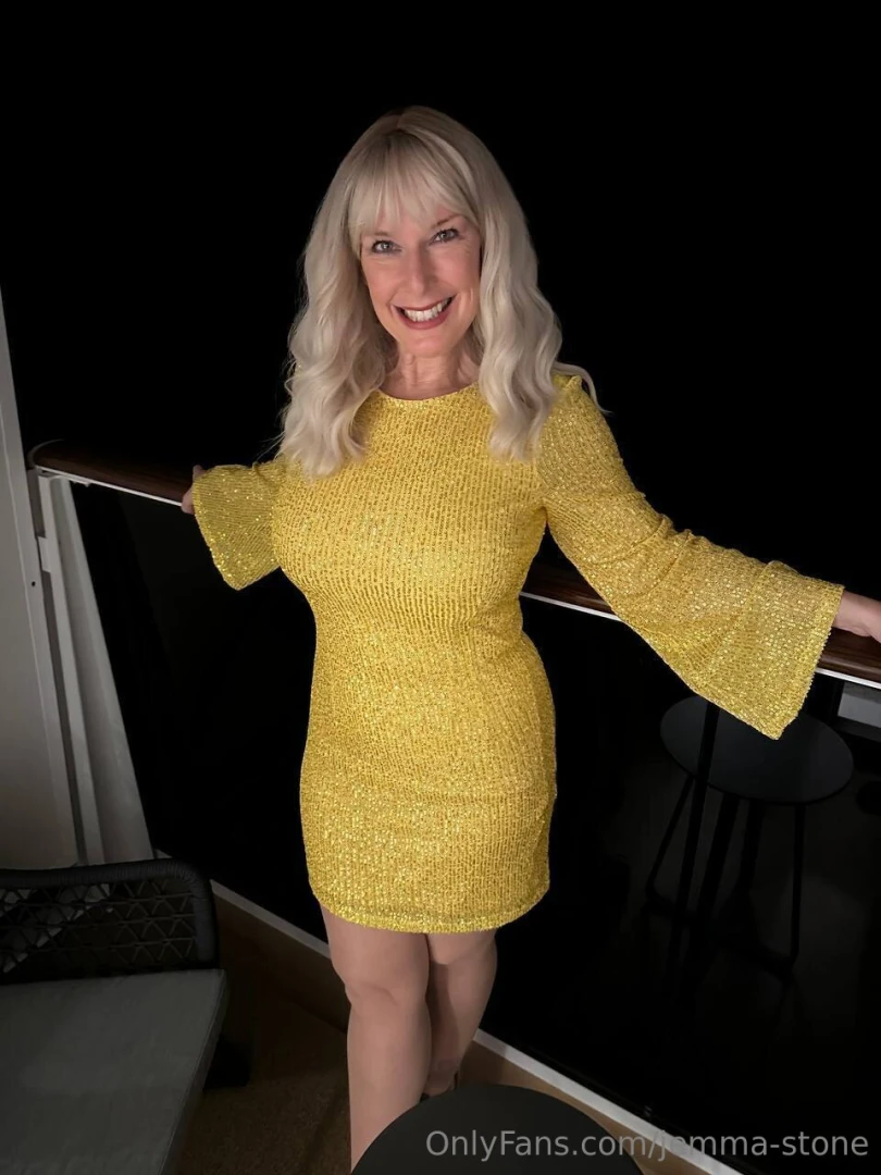 It s my birthday today who s gonna spoil me treat me to a sweet little 