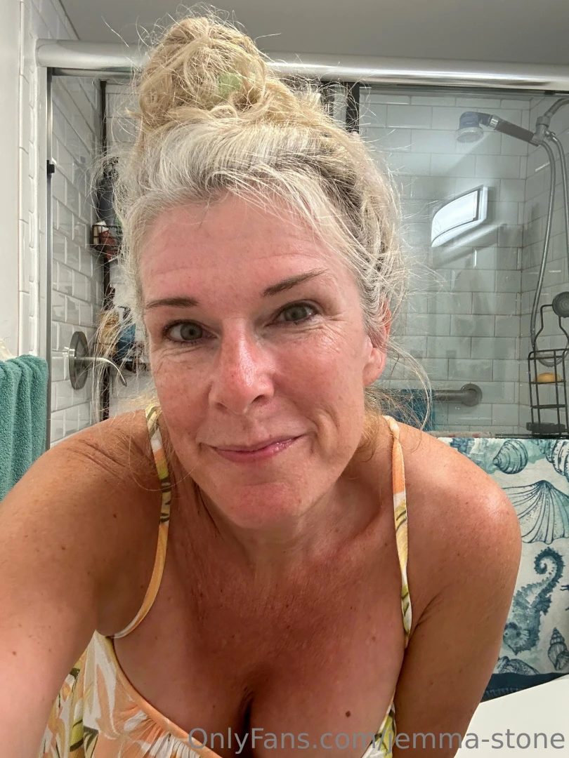 Cum and join me in a shower baby 