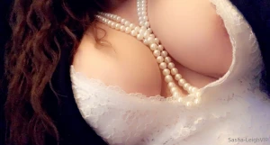 The only pearl necklace i m a fan of
