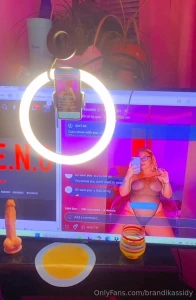 Not one but two orgasms on last nights stream w my hitachi i used my