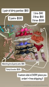 Hiiii i just wanted to remind y all that i do sell panties and bras