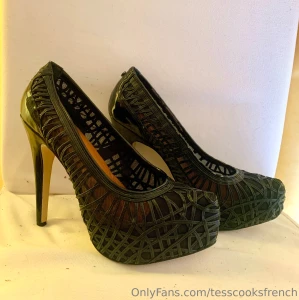 Would you like me to wear these for you i can t walk very far in them