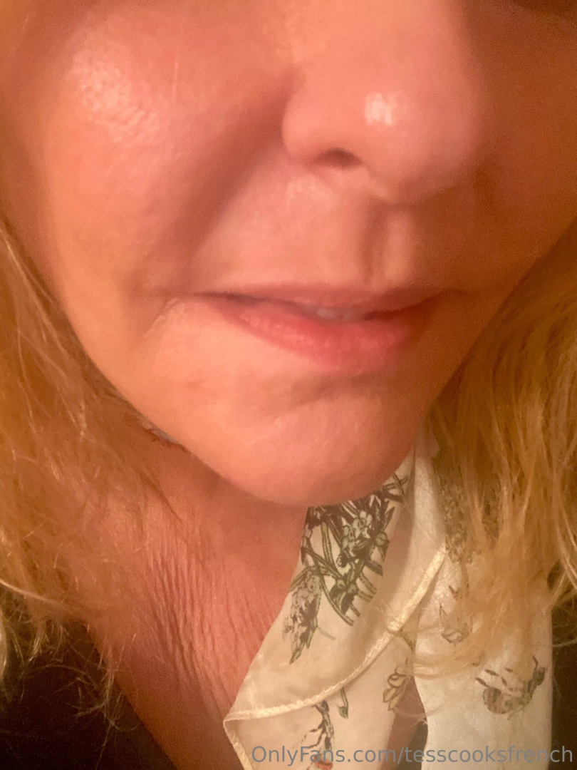 Guess what i m thinking about at this moment 