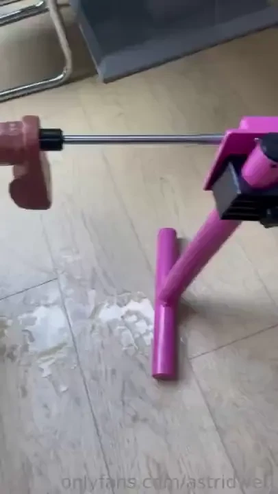 I love making a mess with my fuck machine babe have you seen the video 