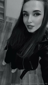 Hello my dears i want to share with you how i spent my walk i will