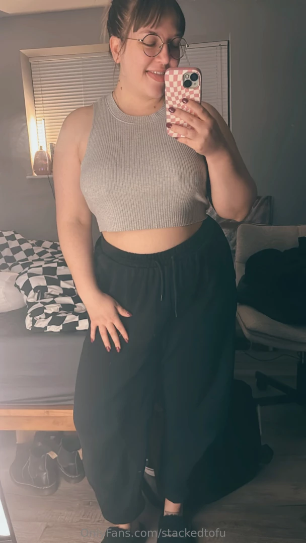 Ok pants sometimes because it s snowing 