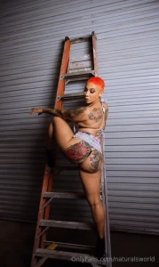 Ya ll miss my twirkin