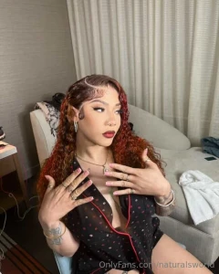 B ches hate me coz im fabulous