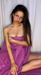 The gossip is true i go to sleep naked