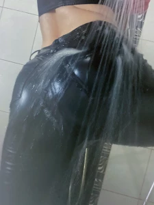 Aika m r t tunnelmat getting wet part 1