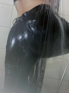 Aika m r t tunnelmat getting wet