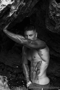 Black and white i hope you like it amor blanco y negro espero te guste