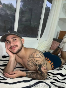 Subscribe to the hottest account of only fans and as a gift you will part 1