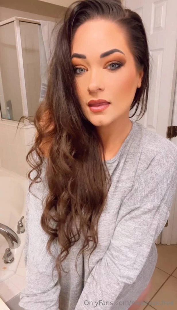 I am so horny this morning can you help me 