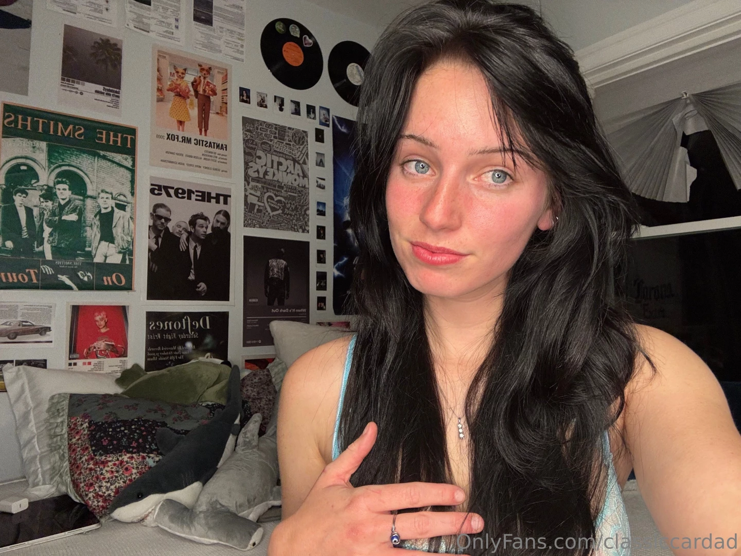 My face is beet red in my pics i forgot to put on sunscreen 