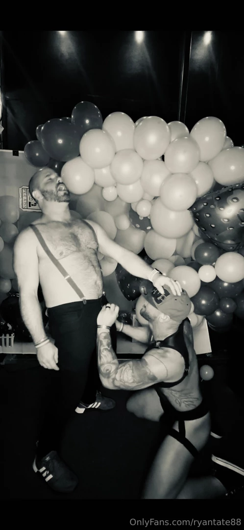 So much fun at the kink party last night part 1 