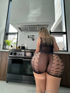 Mami is in the kitchen you hungry
