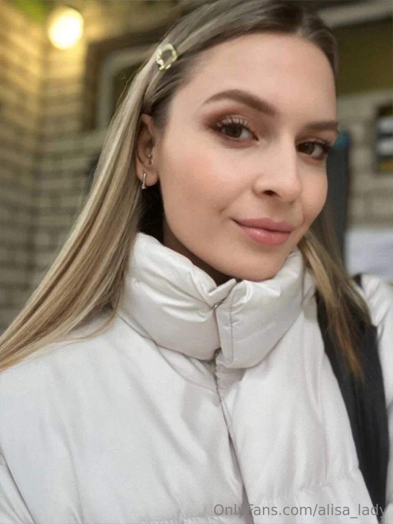 A new work week begins but the lovely spring sunshine makes everything 