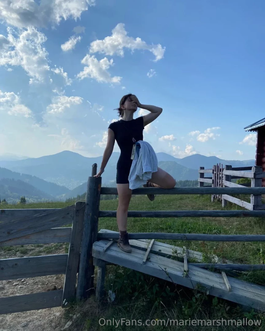 Mountains sky and me - what s missing 