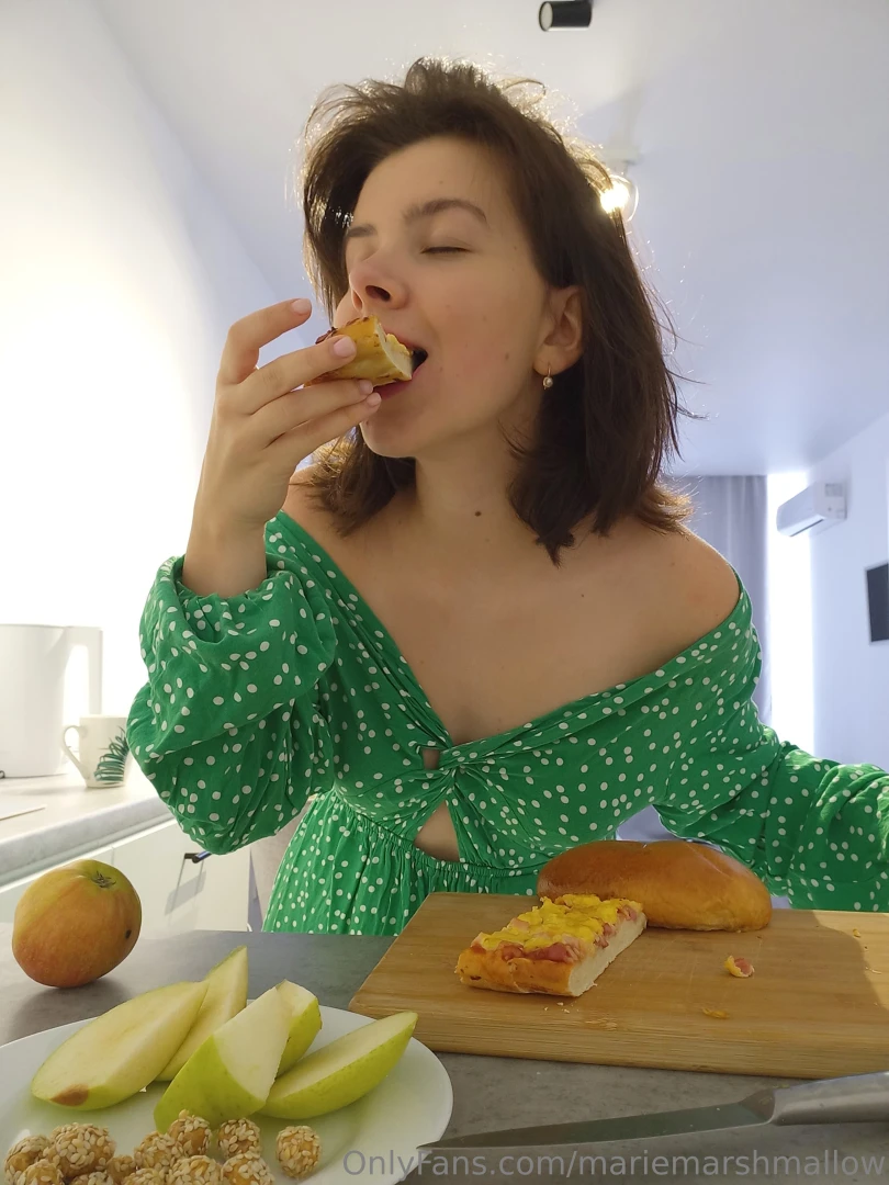 I love pizza and fruit it s a versatile food you can eat it in the 