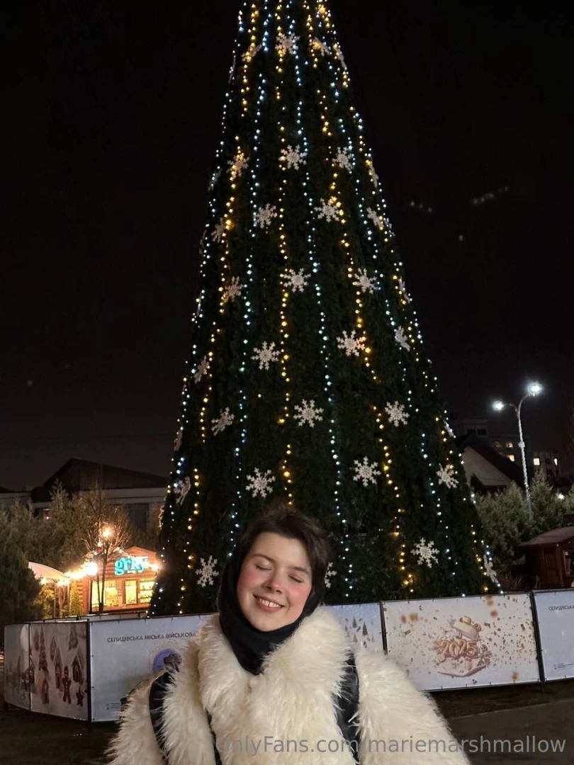 What s that on your nose snot no it s christmas 