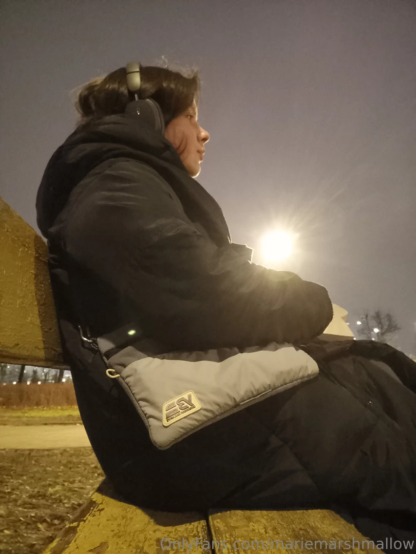 Sometimes all it takes to be happy is a hello message then the day 