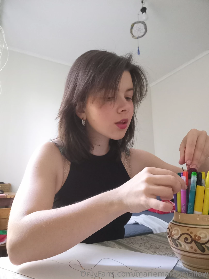 Looking for the perfect color maybe you can give me a hint 