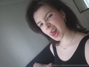 If i were an emoji which one would you choose me as