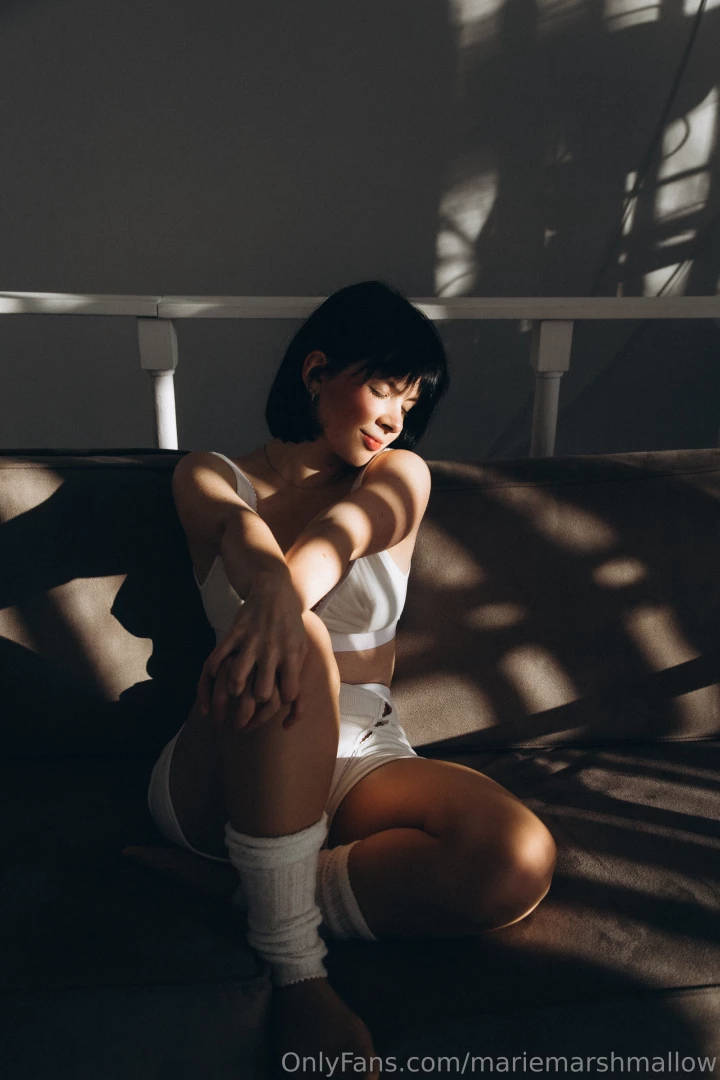 Aesthetic photos do you like that or do you prefer something sexy 