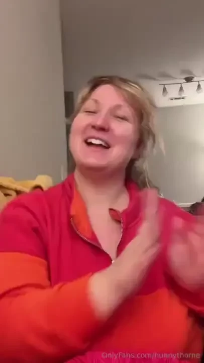 Enjoy a lil titty pic and open for a video of me rambling about how i 