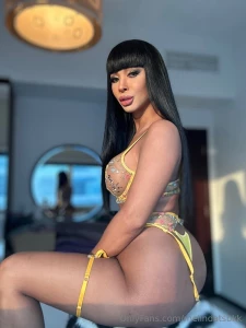 Left or right part 199